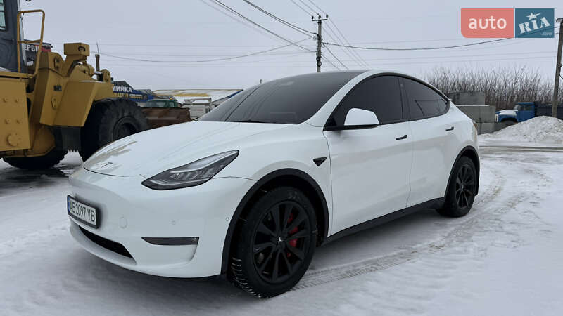 Tesla Model Y 2022