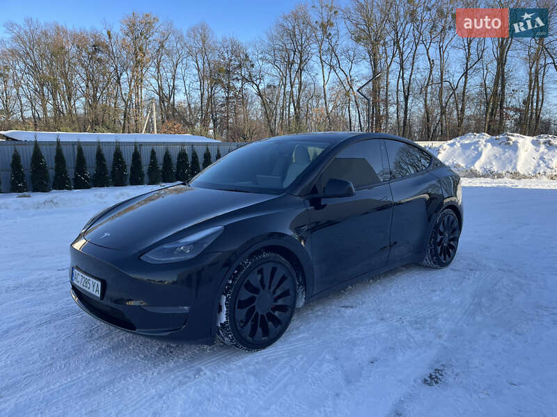 Позашляховик / Кросовер Tesla Model Y 2022 в Луцьку