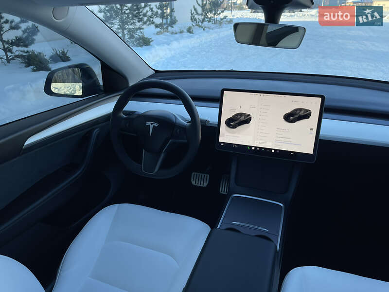 Позашляховик / Кросовер Tesla Model Y 2022 в Луцьку