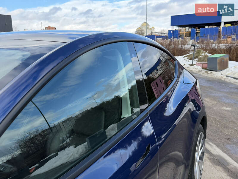 Внедорожник / Кроссовер Tesla Model Y 2021 в Дрогобыче