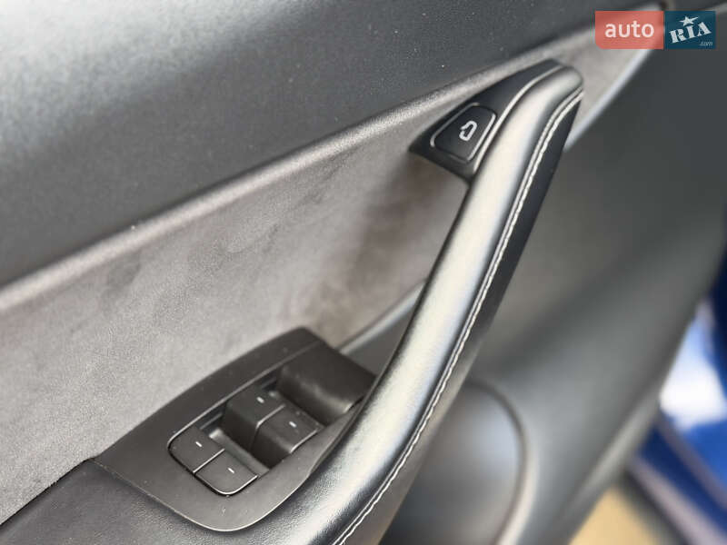 Внедорожник / Кроссовер Tesla Model Y 2021 в Дрогобыче