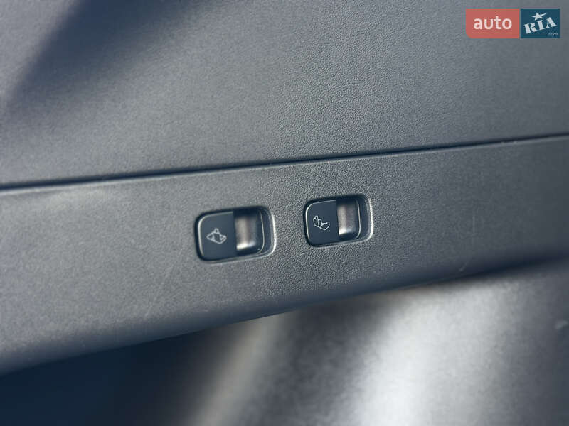 Внедорожник / Кроссовер Tesla Model Y 2021 в Дрогобыче