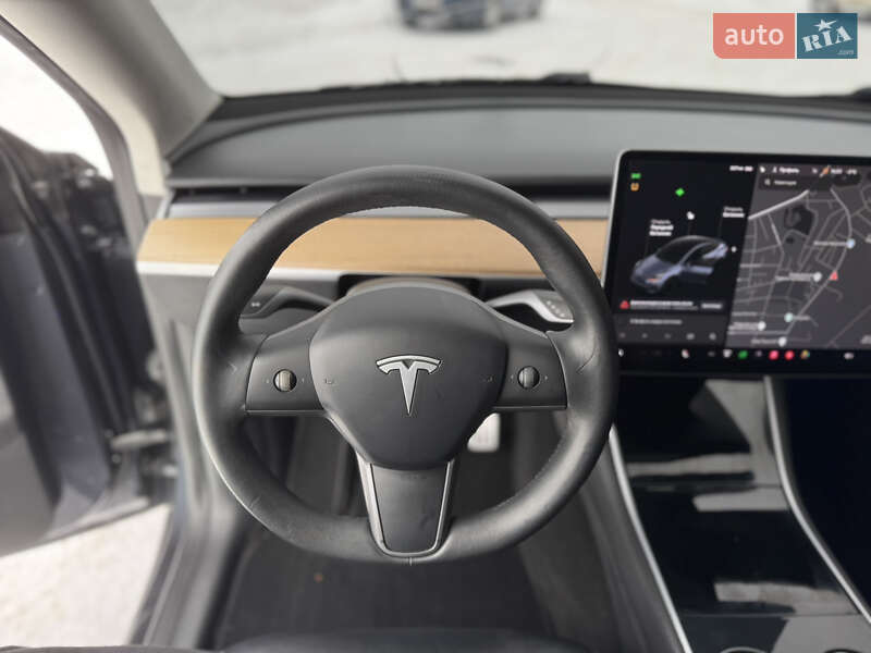 Позашляховик / Кросовер Tesla Model Y 2020 в Луцьку фото 24 Позашляховик / Кросовер Tesla Model Y 2020 в Луцьку