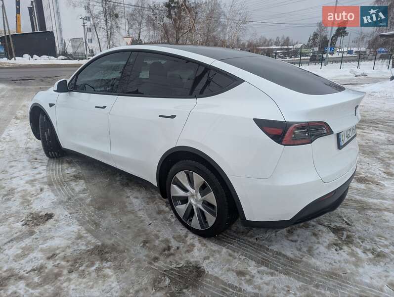 Позашляховик / Кросовер Tesla Model Y 2022 в Києві фото 18 Позашляховик / Кросовер Tesla Model Y 2022 в Києві