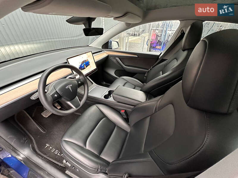 Позашляховик / Кросовер Tesla Model Y 2023 в Києві фото 16 Позашляховик / Кросовер Tesla Model Y 2023 в Києві