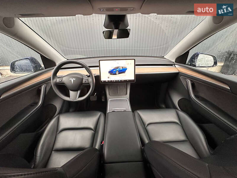 Позашляховик / Кросовер Tesla Model Y 2023 в Києві фото 17 Позашляховик / Кросовер Tesla Model Y 2023 в Києві