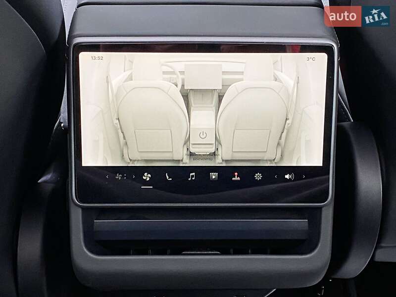 Внедорожник / Кроссовер Tesla Model Y 2025 в Киеве фото 17 Внедорожник / Кроссовер Tesla Model Y 2025 в Киеве