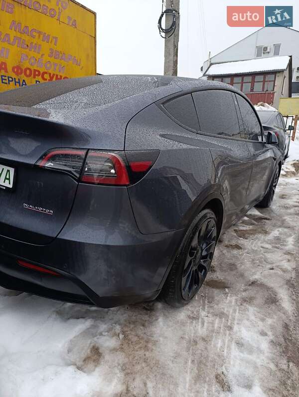 Внедорожник / Кроссовер Tesla Model Y 2022 в Тернополе