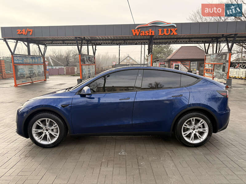 Позашляховик / Кросовер Tesla Model Y 2024 в Дніпрі фото 10 Позашляховик / Кросовер Tesla Model Y 2024 в Дніпрі