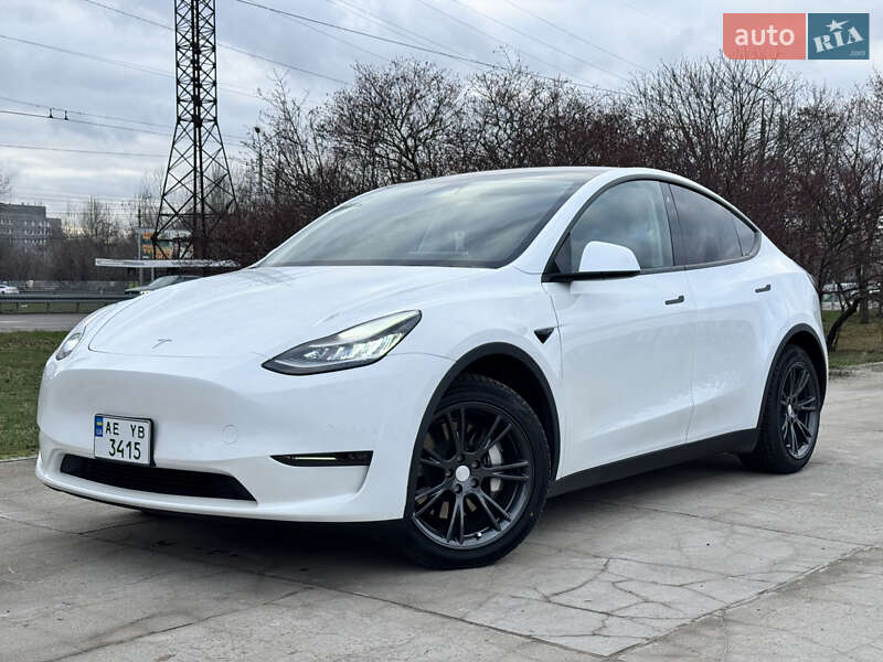 Внедорожник / Кроссовер Tesla Model Y 2020 в Днепре