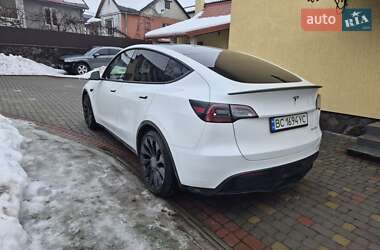 Внедорожник / Кроссовер Tesla Model Y 2023 в Львове