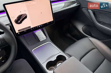 Внедорожник / Кроссовер Tesla Model Y 2022 в Днепре