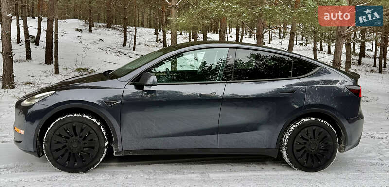 Позашляховик / Кросовер Tesla Model Y 2024 в Броварах фото 2 Позашляховик / Кросовер Tesla Model Y 2024 в Броварах