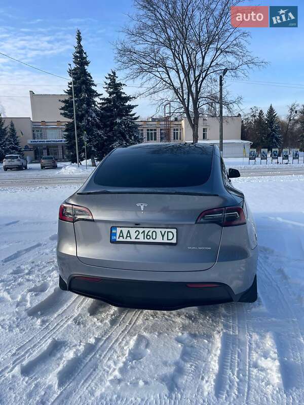 Внедорожник / Кроссовер Tesla Model Y 2024 в Киеве фото 3 Внедорожник / Кроссовер Tesla Model Y 2024 в Киеве