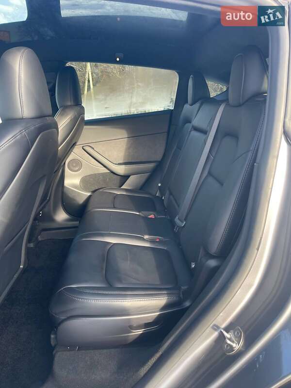 Внедорожник / Кроссовер Tesla Model Y 2024 в Киеве фото 11 Внедорожник / Кроссовер Tesla Model Y 2024 в Киеве