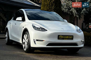 Внедорожник / Кроссовер Tesla Model Y 2021 в Львове