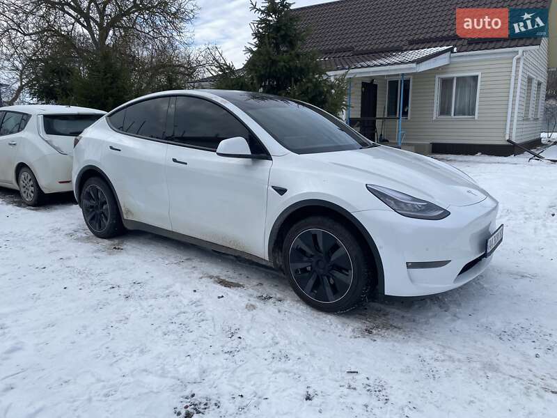 Внедорожник / Кроссовер Tesla Model Y 2021 в Белой Церкви
