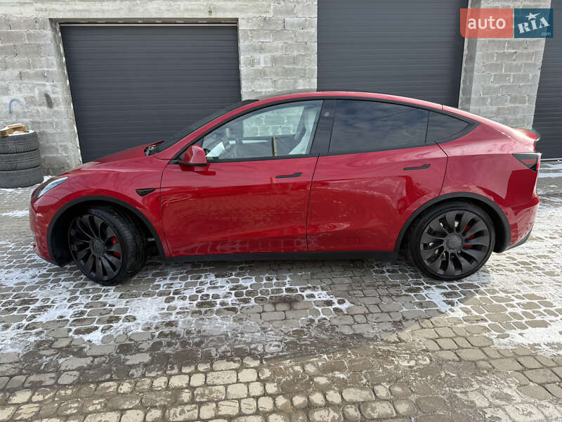 Позашляховик / Кросовер Tesla Model Y 2023 в Львові фото 6 Позашляховик / Кросовер Tesla Model Y 2023 в Львові