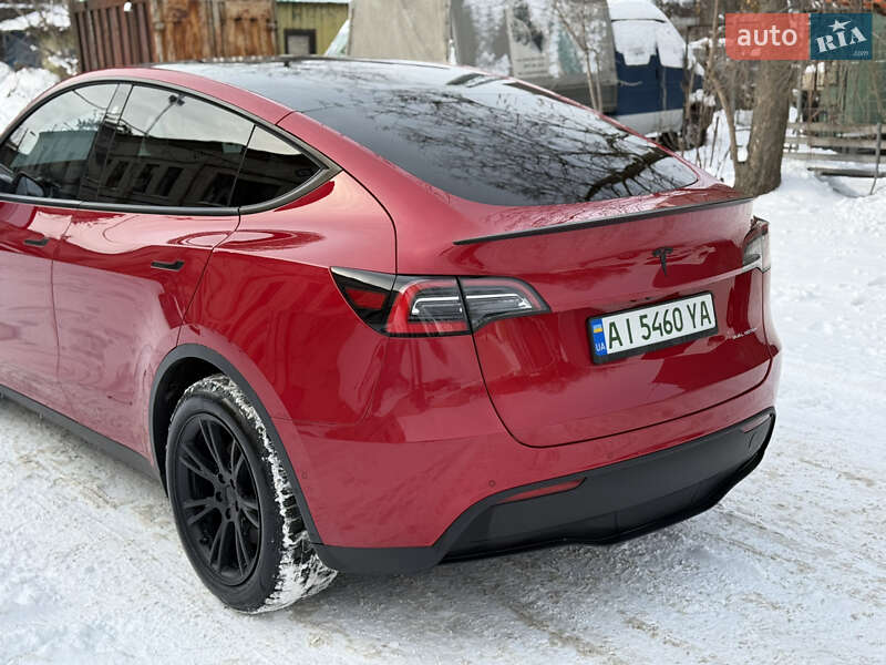 Позашляховик / Кросовер Tesla Model Y 2021 в Києві фото 10 Позашляховик / Кросовер Tesla Model Y 2021 в Києві