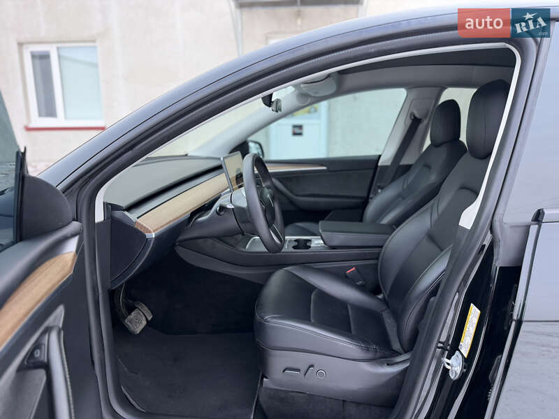 Внедорожник / Кроссовер Tesla Model Y 2022 в Луцке