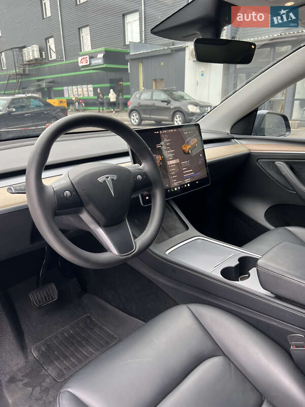 Позашляховик / Кросовер Tesla Model Y 2022 в Могилів-Подільському фото 13 Позашляховик / Кросовер Tesla Model Y 2022 в Могилів-Подільському