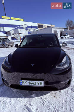 Позашляховик / Кросовер Tesla Model Y 2023 в Рівному