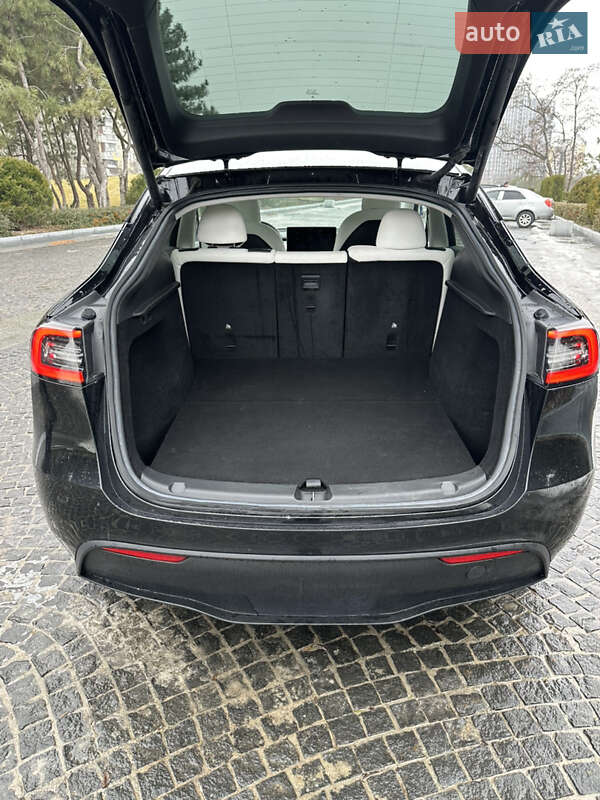 Внедорожник / Кроссовер Tesla Model Y 2022 в Днепре