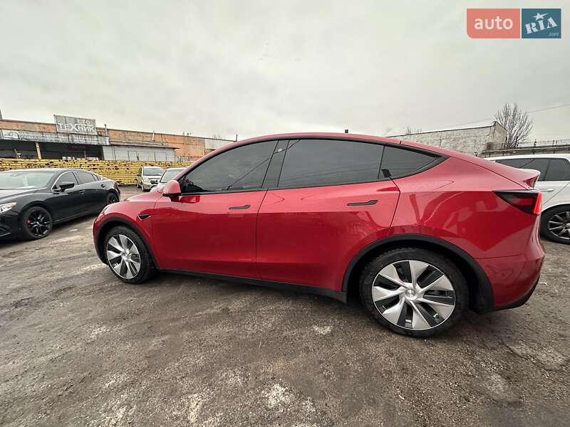 Позашляховик / Кросовер Tesla Model Y 2023 в Запоріжжі фото 5 Позашляховик / Кросовер Tesla Model Y 2023 в Запоріжжі