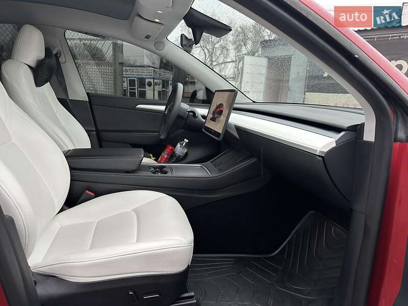 Позашляховик / Кросовер Tesla Model Y 2023 в Запоріжжі фото 23 Позашляховик / Кросовер Tesla Model Y 2023 в Запоріжжі