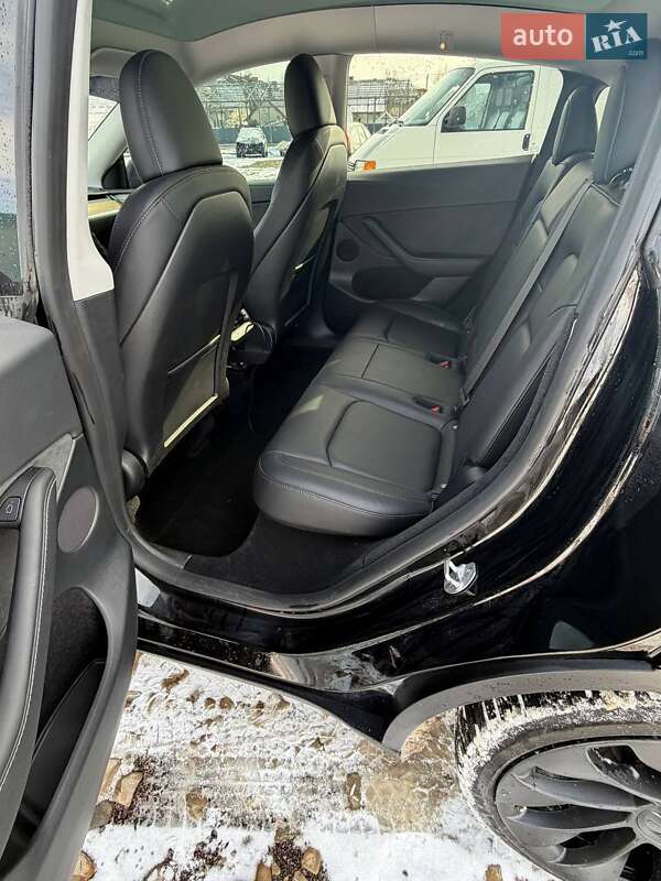 Позашляховик / Кросовер Tesla Model Y 2023 в Самборі