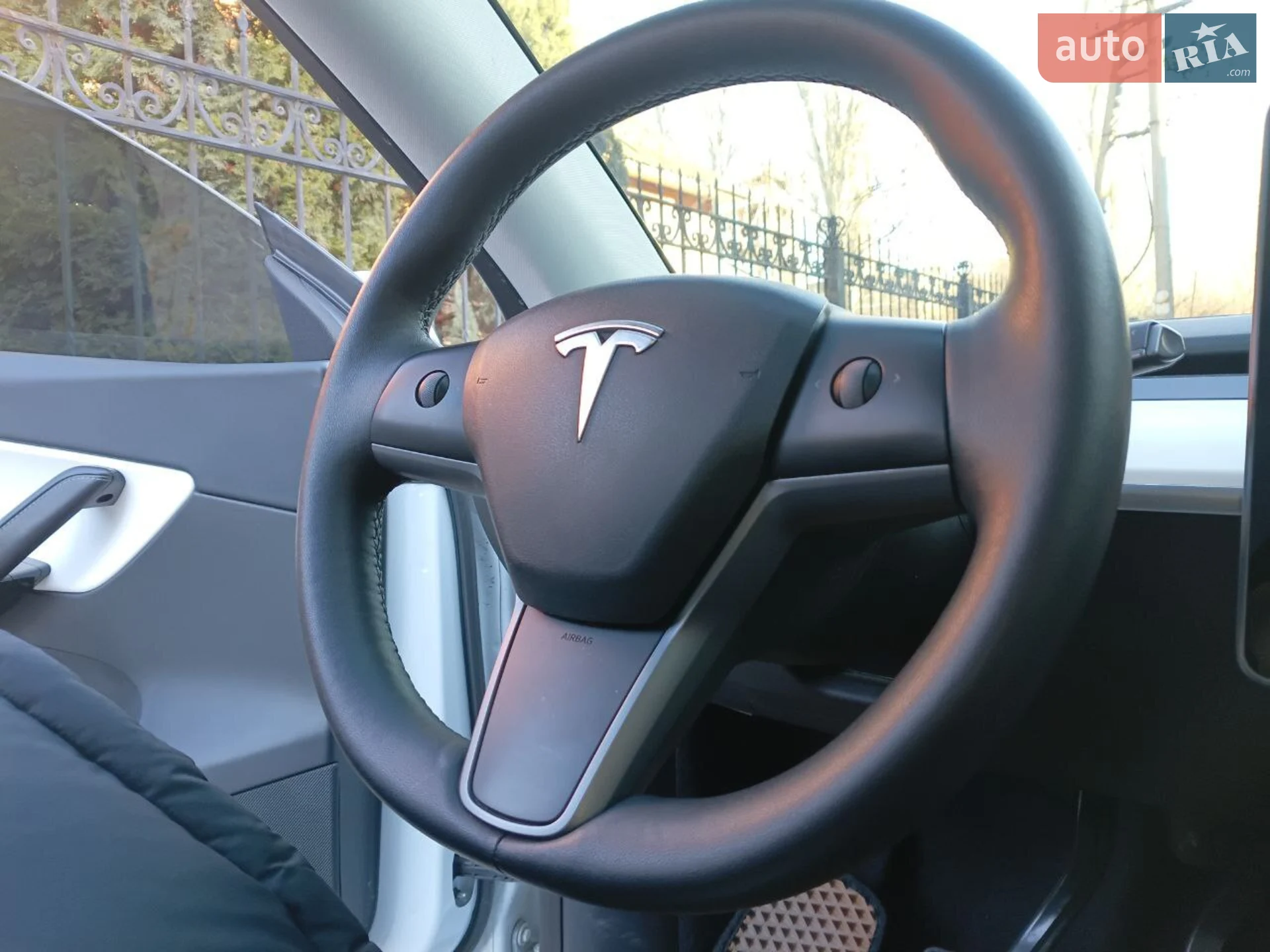 2021 Tesla Model Y - мініатюра 21