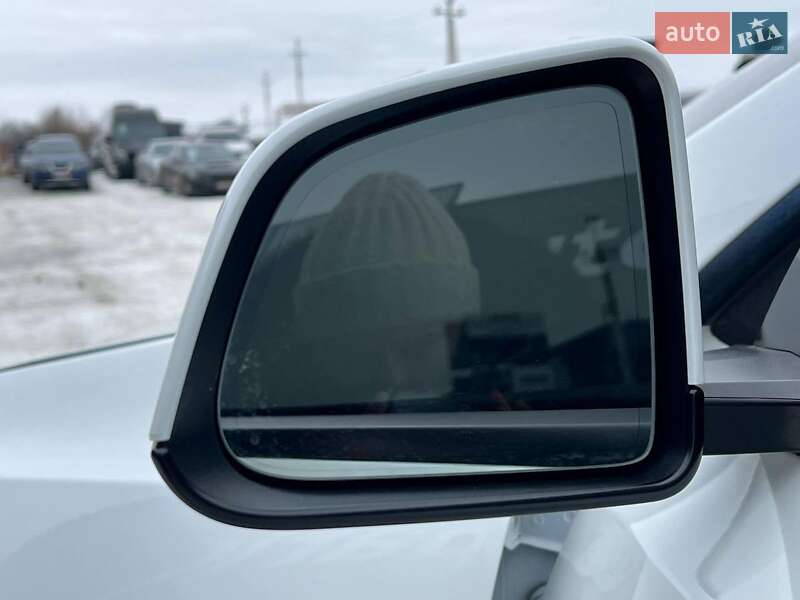 Позашляховик / Кросовер Tesla Model Y 2020 в Львові