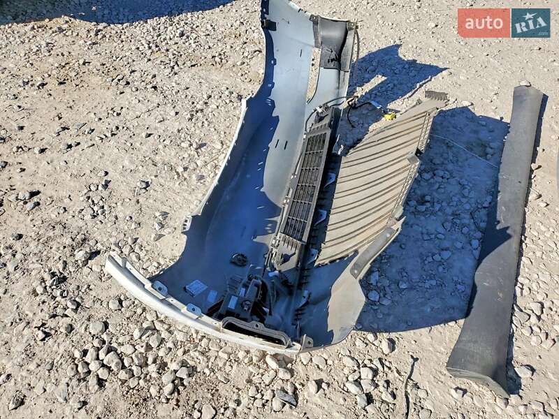 Позашляховик / Кросовер Tesla Model Y 2023 в Чернівцях