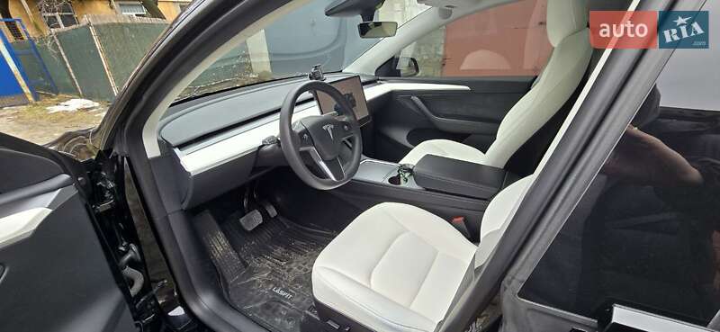 Позашляховик / Кросовер Tesla Model Y 2023 в Дніпрі фото 5 Позашляховик / Кросовер Tesla Model Y 2023 в Дніпрі
