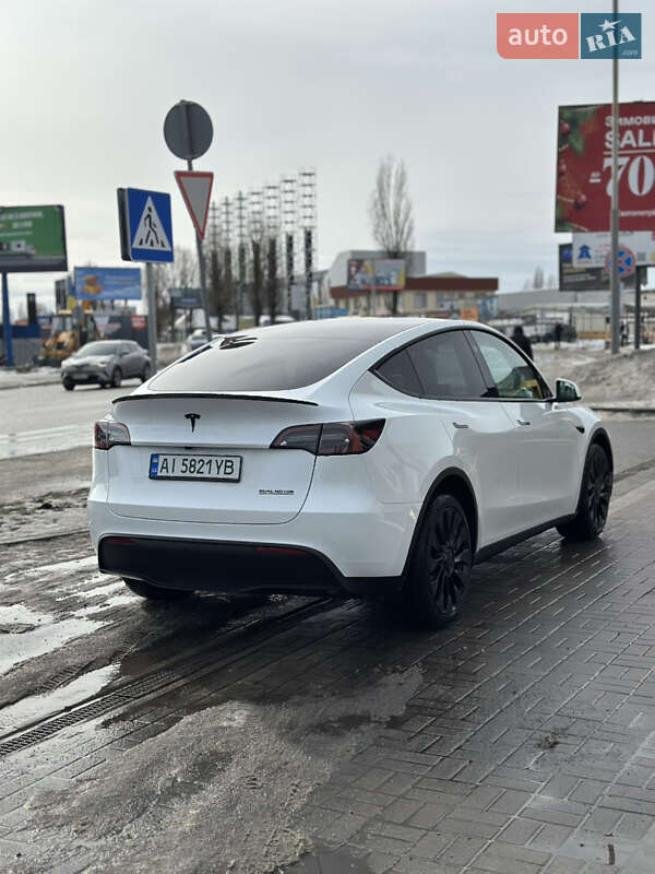 Позашляховик / Кросовер Tesla Model Y 2023 в Софіївській Борщагівці