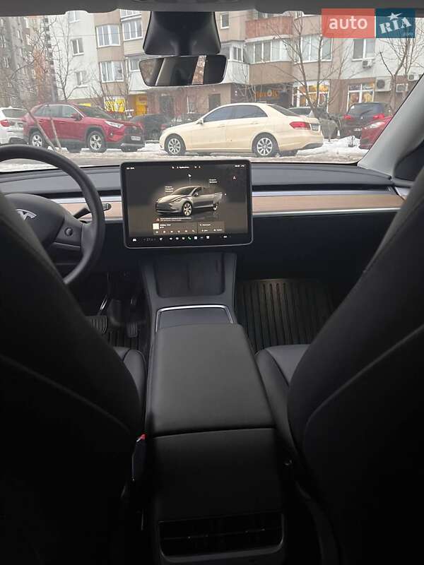 Внедорожник / Кроссовер Tesla Model Y 2023 в Киеве фото 17 Внедорожник / Кроссовер Tesla Model Y 2023 в Киеве