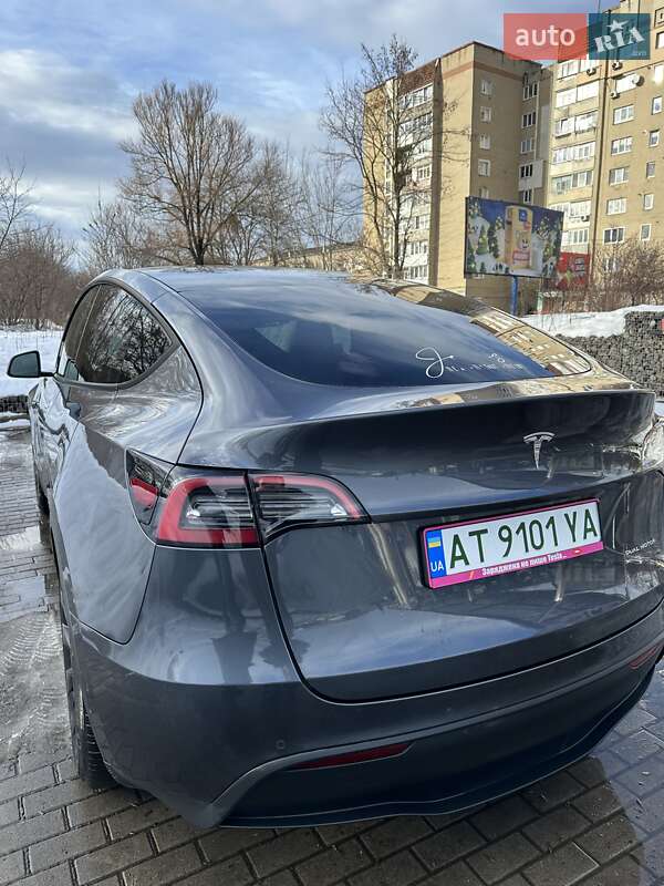 Внедорожник / Кроссовер Tesla Model Y 2022 в Ивано-Франковске