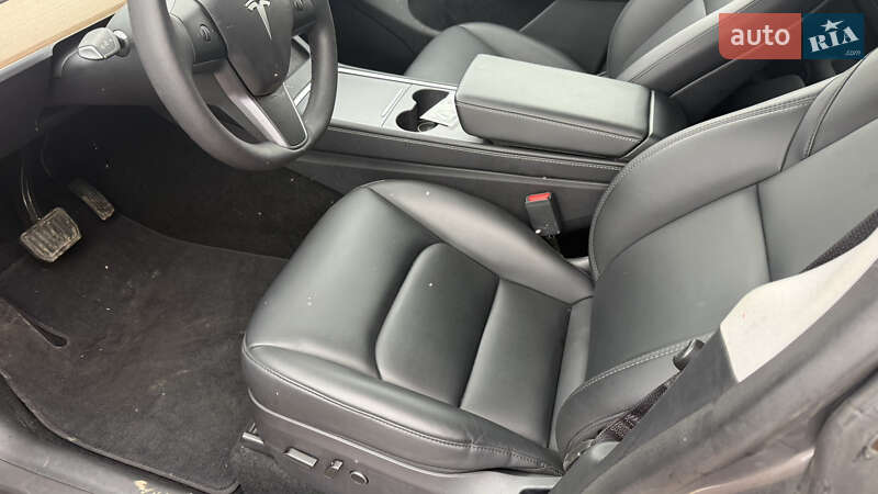 Позашляховик / Кросовер Tesla Model Y 2025 в Луцьку фото 10 Позашляховик / Кросовер Tesla Model Y 2025 в Луцьку