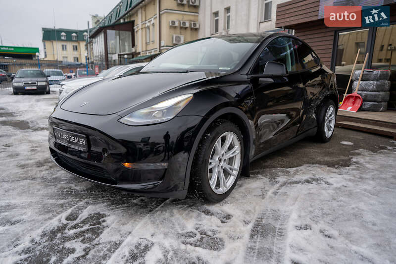 Внедорожник / Кроссовер Tesla Model Y 2023 в Киеве фото 3 Внедорожник / Кроссовер Tesla Model Y 2023 в Киеве