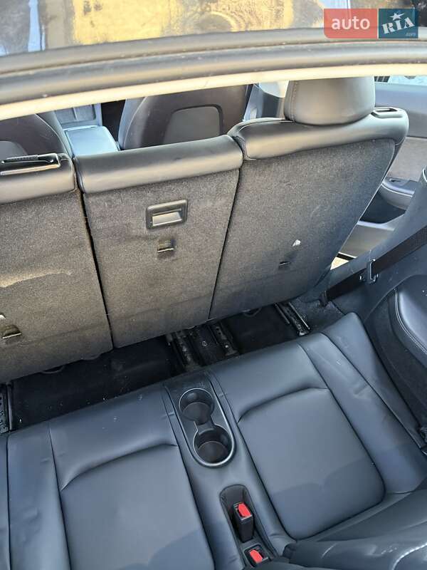 Позашляховик / Кросовер Tesla Model Y 2021 в Львові