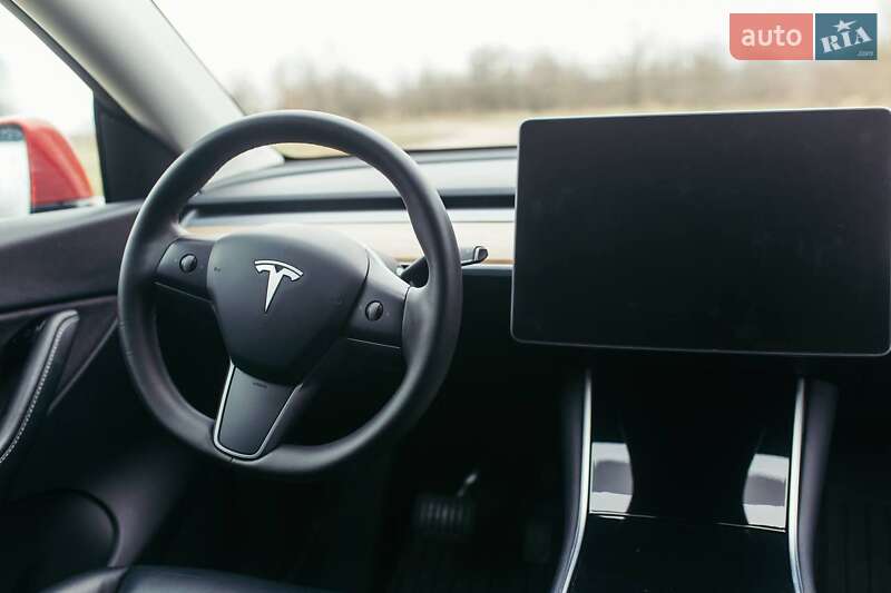 Внедорожник / Кроссовер Tesla Model Y 2020 в Умани