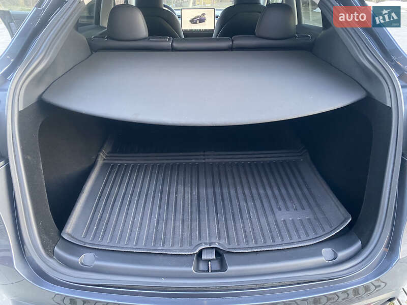 Внедорожник / Кроссовер Tesla Model Y 2023 в Самборе фото 21 Внедорожник / Кроссовер Tesla Model Y 2023 в Самборе