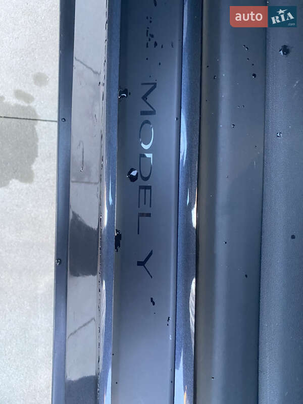 Внедорожник / Кроссовер Tesla Model Y 2023 в Самборе фото 26 Внедорожник / Кроссовер Tesla Model Y 2023 в Самборе