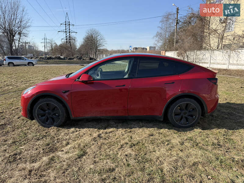 Позашляховик / Кросовер Tesla Model Y 2023 в Львові