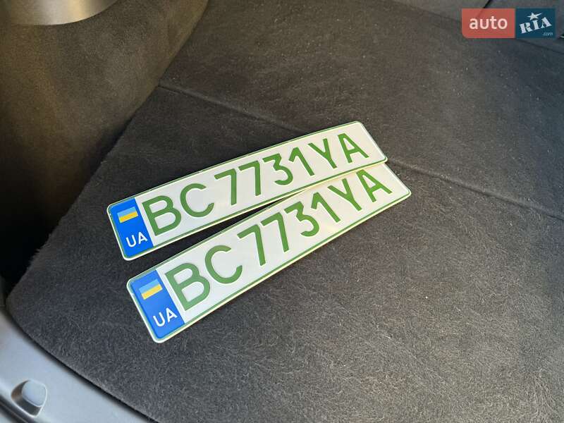 Позашляховик / Кросовер Tesla Model Y 2021 в Дрогобичі