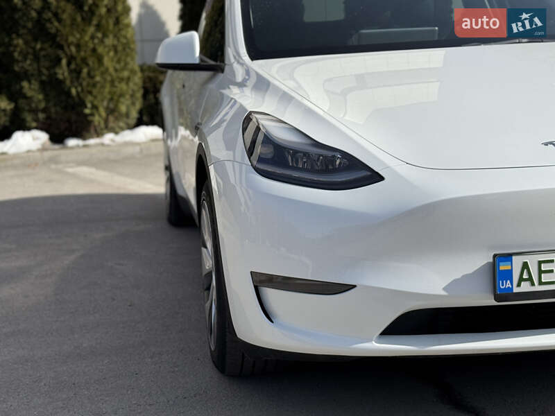 Позашляховик / Кросовер Tesla Model Y 2022 в Дніпрі