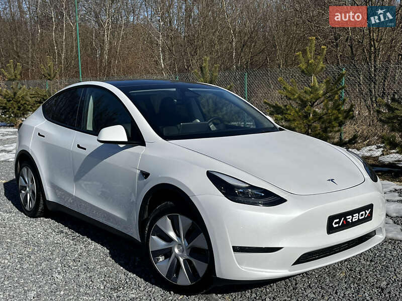 Tesla Model Y 2023 Tesla Model Y 2023