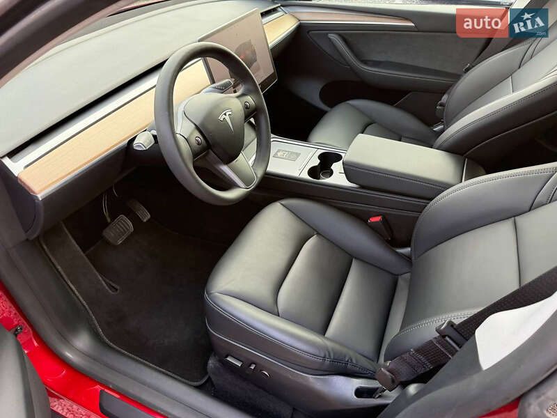 Позашляховик / Кросовер Tesla Model Y 2023 в Стрию