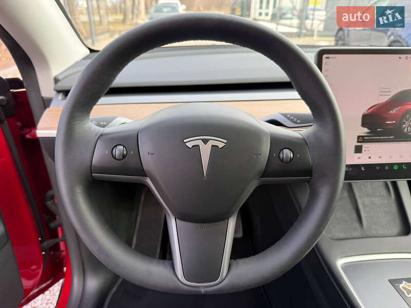 Позашляховик / Кросовер Tesla Model Y 2023 в Стрию