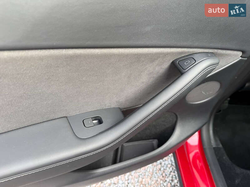 Позашляховик / Кросовер Tesla Model Y 2023 в Стрию